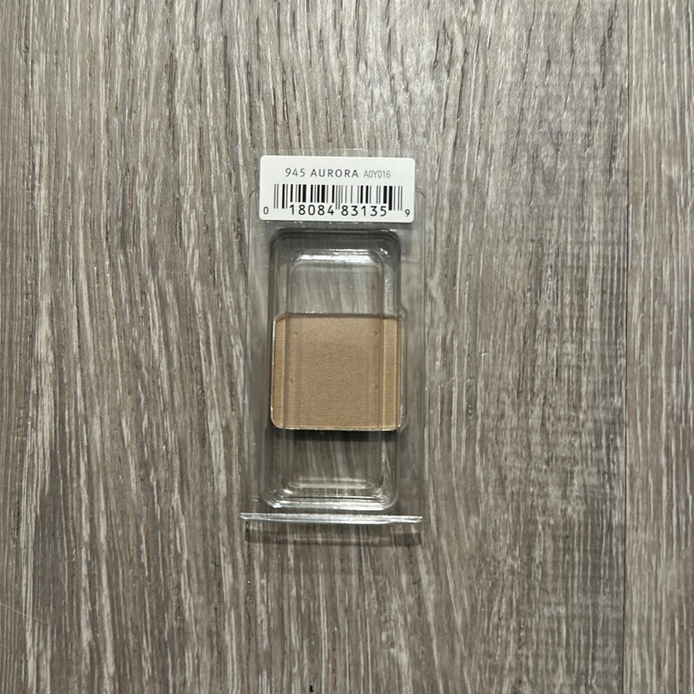 AVEDA single eyeshadow